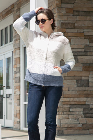 COMFYLUXE Refined Comfort Hooded Sweater W/ Pockets Zipper Closure
