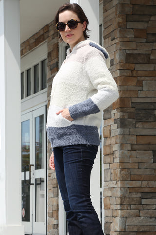 COMFYLUXE Premium Cozy Hooded Sweater W/ Pockets Zipper Closure