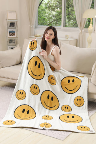 COMFYLUXE Cozy Elegance Throw Blanket