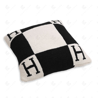 COMFYLUXE Elevated Comfort Cushion Cover