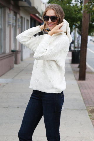 COMFYLUXE Plush Luxury Ribbed Hooded Sweater W/ Drawstring