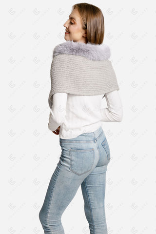 COMFYLUXE Premium Cozy Shawl W/ Faux Fur Edges