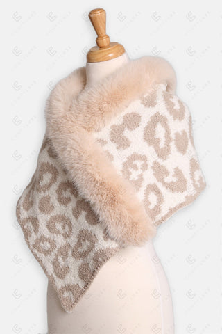 COMFYLUXE Relaxing Luxe Shawl W/ Faux Fur Edges