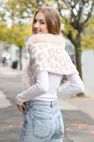 COMFYLUXE Soft Luxury Shawl W/ Faux Fur Edges