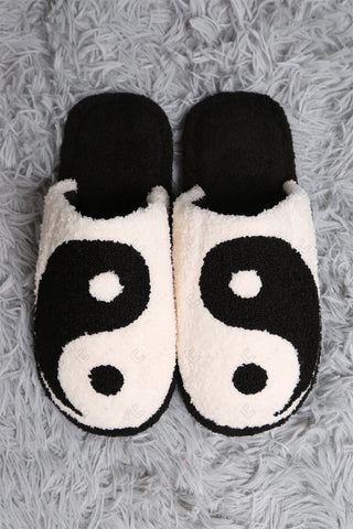 COMFYLUXE Refined Comfort Slippers
