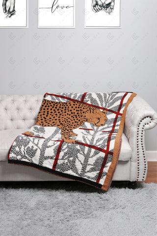 COMFYLUXE Elevated Comfort Throw Blanket