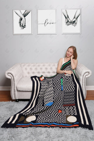 COMFYLUXE Plush Luxury Throw Blanket