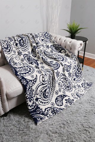 COMFYLUXE Relaxing Luxe Throw Blanket