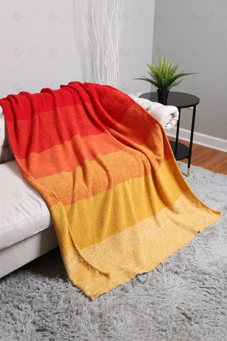 COMFYLUXE Cozy Elegance Throw Blanket