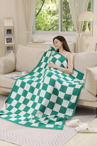 COMFYLUXE Elevated Comfort Throw Blanket
