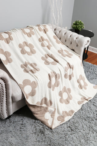 COMFYLUXE Cozy Elegance Throw Blanket