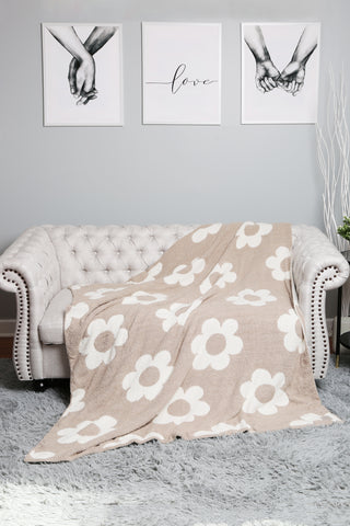 COMFYLUXE Cozy Elegance Throw Blanket