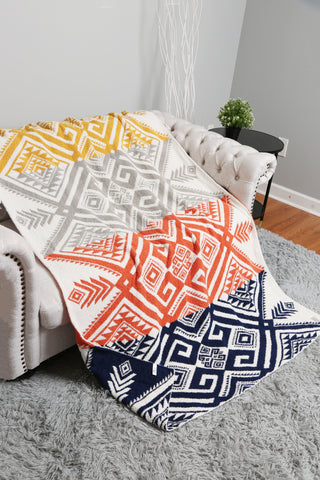COMFYLUXE Refined Comfort Throw Blanket