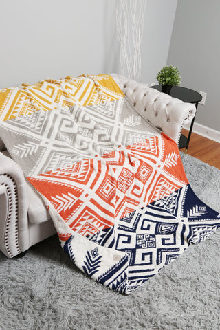 COMFYLUXE Cozy Elegance Throw Blanket