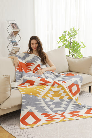 COMFYLUXE Elevated Comfort Throw Blanket