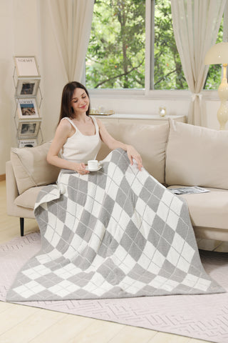 COMFYLUXE Plush Luxury Throw Blanket