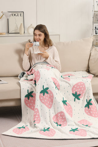 Strawberry Pattern Luxury Soft Throw Blanket