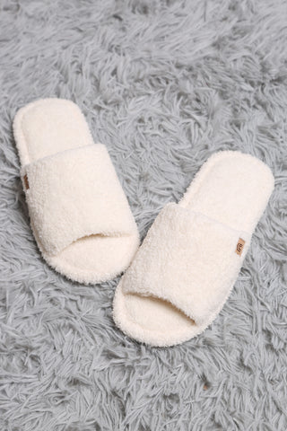 COMFYLUXE Plush Luxury Open-Toe Slippers