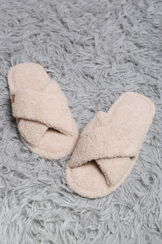 COMFYLUXE Soft Luxury Criss-Cross Slippers