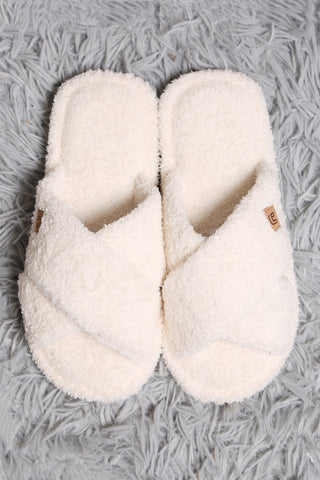 COMFYLUXE Refined Comfort Criss-Cross Slippers