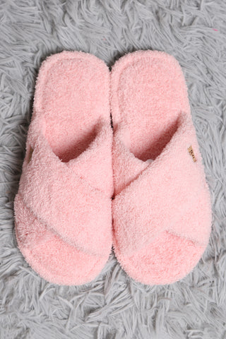 COMFYLUXE Plush Luxury Criss-Cross Slippers