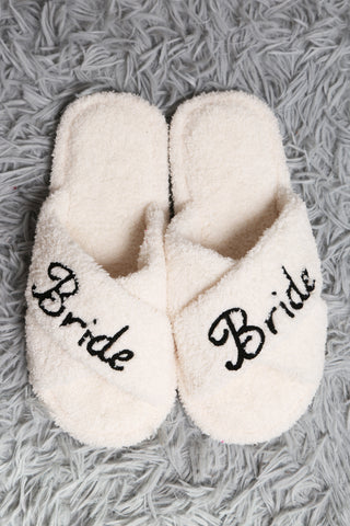 COMFYLUXE Elevated Comfort Criss-Cross Slippers