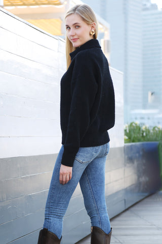 COMFYLUXE Cozy Elegance Collared Sweater