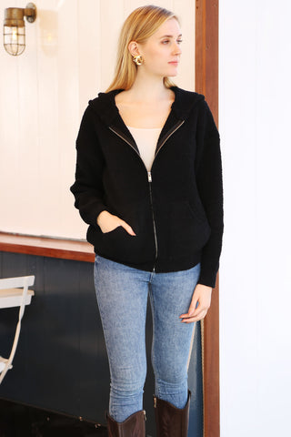 COMFYLUXE Chic Comfort Hooded Sweater W/ Pockets Zipper Closure