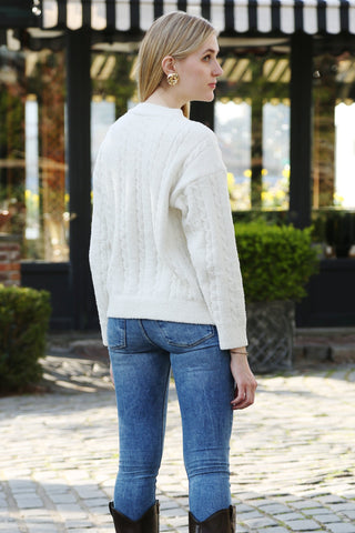 COMFYLUXE Cozy Elegance Ribbed Sweater
