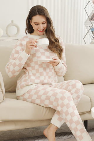 COMFYLUXE Refined Comfort Crew Neck Sweater
