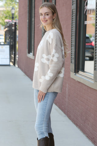 Daisy Pattern Luxury Soft Crew Neck Sweater