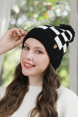 COMFYLUXE Plush Luxury Beanie W/ Pom-Pom Ribbed Trim