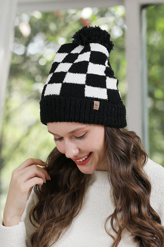 COMFYLUXE Premium Cozy Beanie W/ Pom-Pom Ribbed Trim