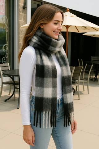 Checkered Pattern Oblong Scarf W/ Fringe