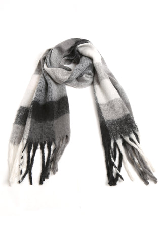 Checkered Pattern Oblong Scarf W/ Fringe