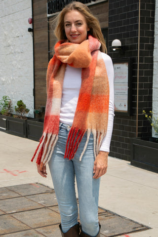 Checkered Pattern Oblong Scarf W/ Fringe