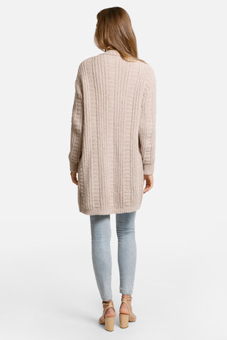 COMFYLUXE Cozy Elegance Cardigan