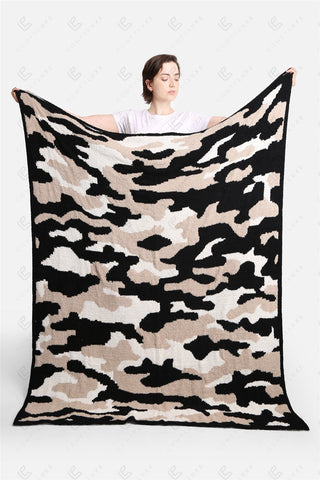 COMFYLUXE Chic Comfort Throw Blanket