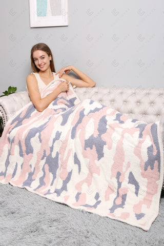 COMFYLUXE Relaxing Luxe Throw Blanket