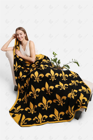 COMFYLUXE Chic Comfort Throw Blanket