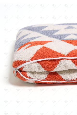 COMFYLUXE Soft Luxury 2 In 1 Throw Blanket Pillow