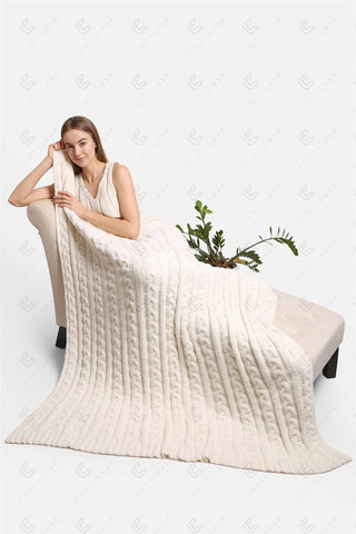 COMFYLUXE Refined Comfort Throw Blanket