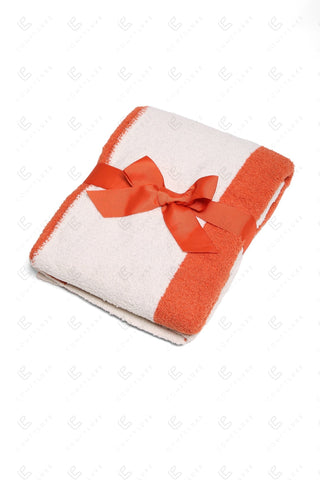 COMFYLUXE Elevated Comfort Throw Blanket