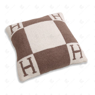 COMFYLUXE Refined Comfort Cushion Cover