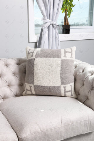 COMFYLUXE Warm Luxury Cushion Cover