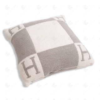 COMFYLUXE Premium Cozy Cushion Cover