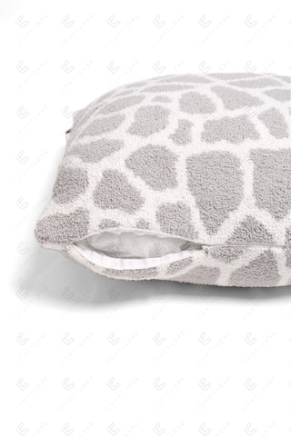 COMFYLUXE Chic Comfort Cushion Cover