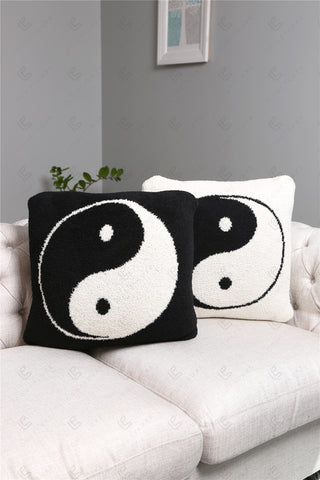 COMFYLUXE Cozy Elegance Cushion Cover