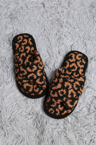 COMFYLUXE Warm Luxury Criss-Cross Slippers