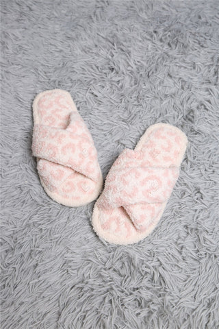 COMFYLUXE Cozy Elegance Criss-Cross Slippers